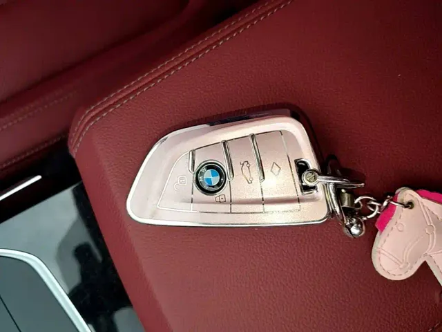 BMW 3 Series — Фото автомобиля 8