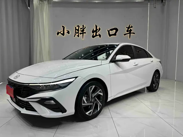 Фотография автомобиля — Hyundai Elantra
