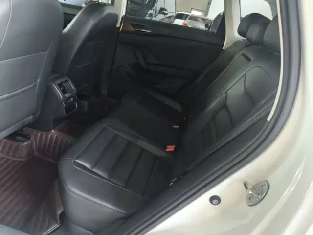 Volkswagen Tharu — Фото автомобиля 16