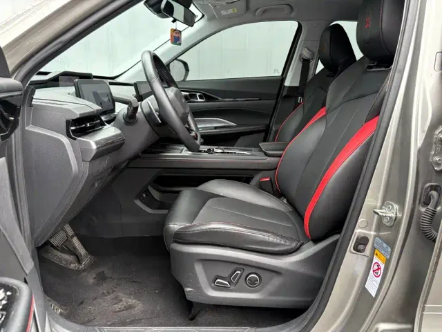 Changan Z6 — Фото автомобиля 9