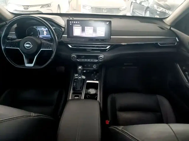 Nissan Teana — Фото автомобиля 9