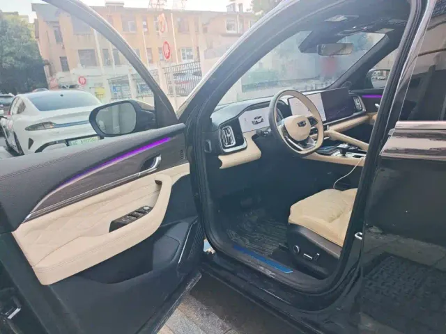 Geely Xingyue L — Фото автомобиля 12