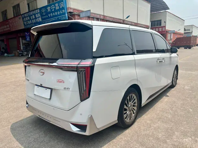 GAC Trumpchi M8 — Фото автомобиля 4