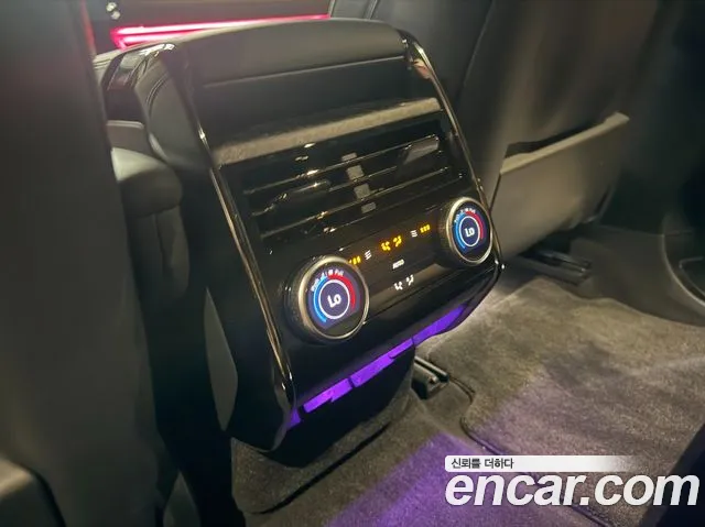 Land Rover Range Rover Sport — Фото автомобиля 14