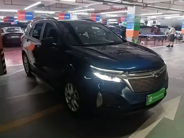 Chevrolet Equinox — Фото автомобиля 3