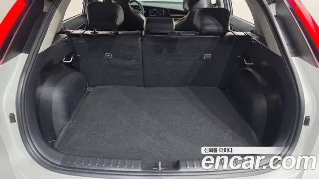 Kia Niro The All New — Фото автомобиля 20