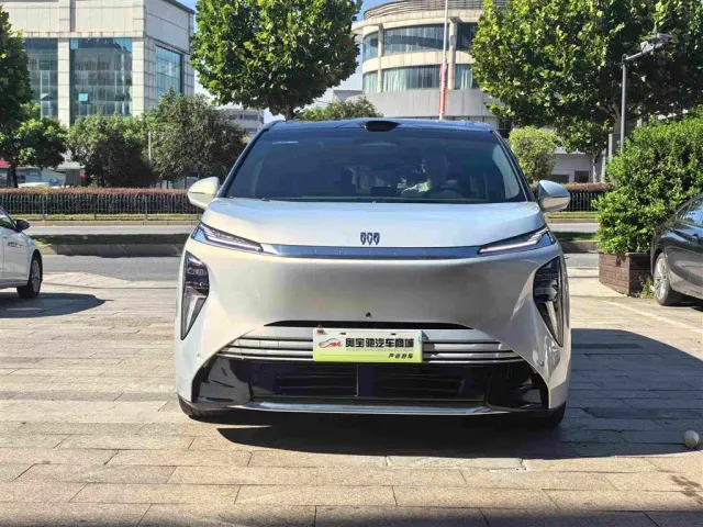 Buick Zhijing Shijia — Фото автомобиля 2