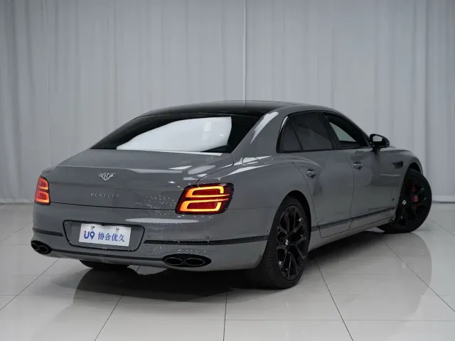 Bentley Flying Spur — Фото автомобиля 5