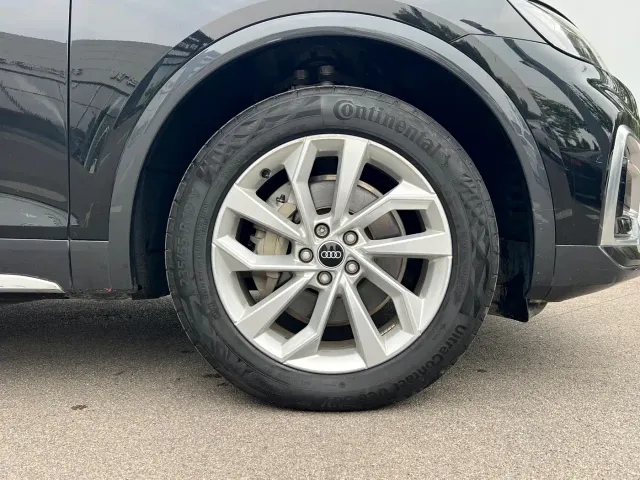 Audi Q5L — Фото автомобиля 15