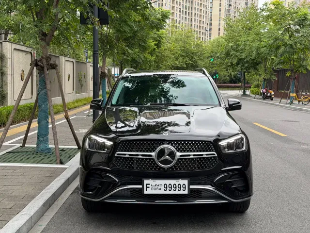 Mercedes-Benz GLE-Class — Фото автомобиля 2