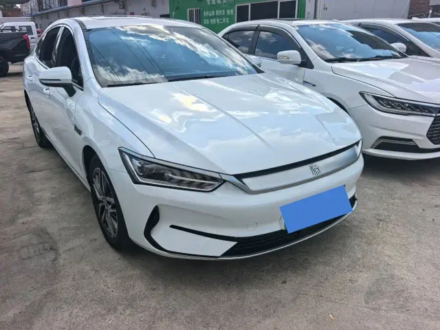 BYD Qin PLUS — Фото автомобиля 3