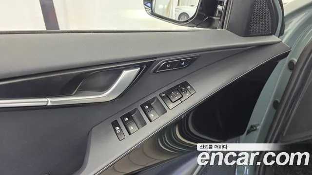 Kia Niro The All New — Фото автомобиля 29