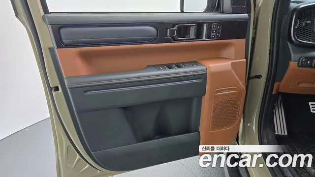 Kia Tasman Tasman 2.5T Бензин 4WD — Фото автомобиля 23