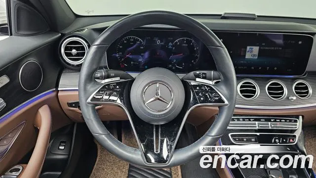 Mercedes-Benz E-Class — Фото автомобиля 13