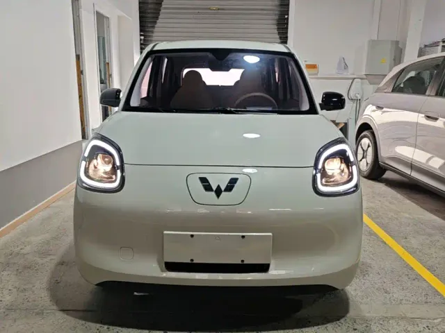 Wuling Hongguang Mini EV — Фото автомобиля 2