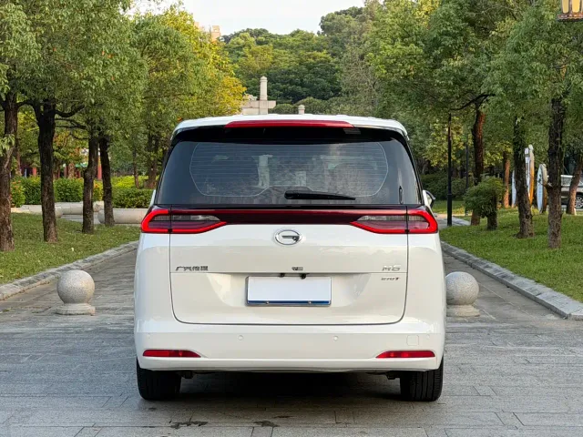GAC Trumpchi M6 — Фото автомобиля 20