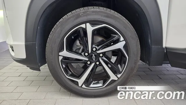 ChevroletGMDaewoo Trailblazer Trailblazer 1.3 турбо 4WD — Фото автомобиля 2