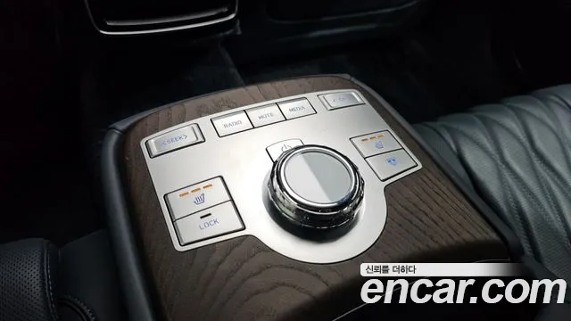 Genesis G80 Бензин 2.5 турбо 2WD — Фото автомобиля 9