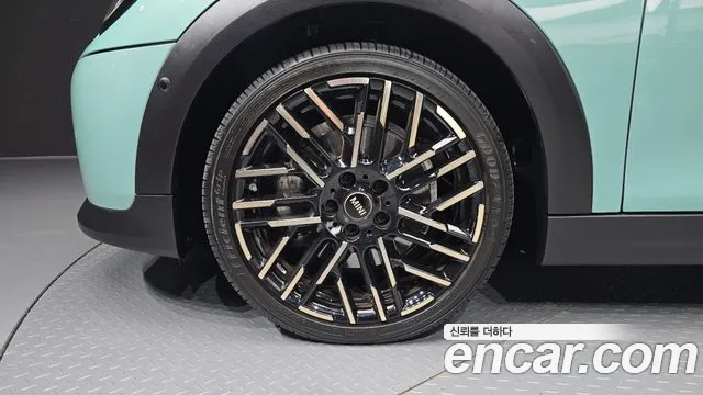 MINI Cooper 4th Gen — Фото автомобиля 5