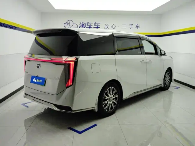 GAC Trumpchi E9 — Фото автомобиля 3