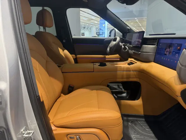 IM Motors LS8 — Фото автомобиля 9