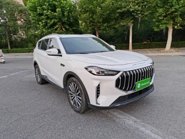 Jetour X70 Plus — Фото автомобиля 3