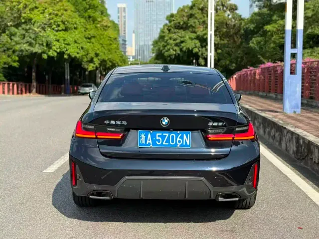BMW 3 Series — Фото автомобиля 7