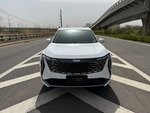 Geely Boyue L — Фото автомобиля 2