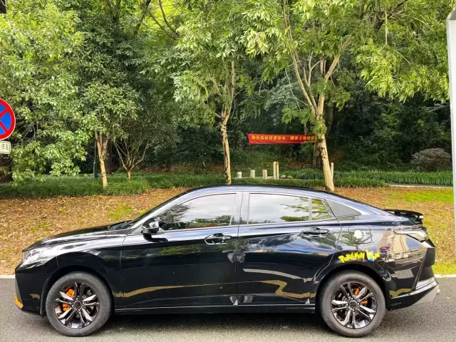 Dongfeng Yixuan — Фото автомобиля 3