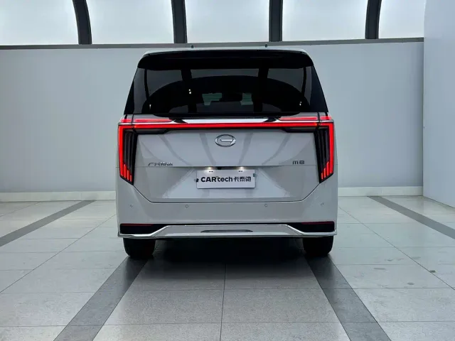 GAC Trumpchi M8 — Фото автомобиля 5