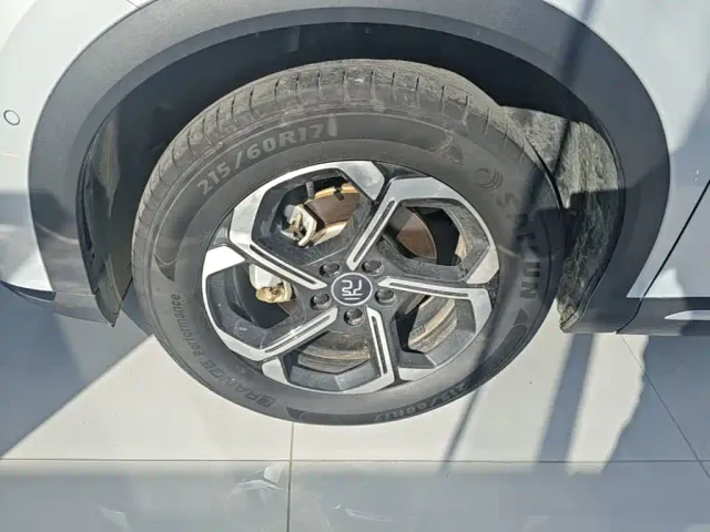 BYD Yuan PLUS — Фото автомобиля 22
