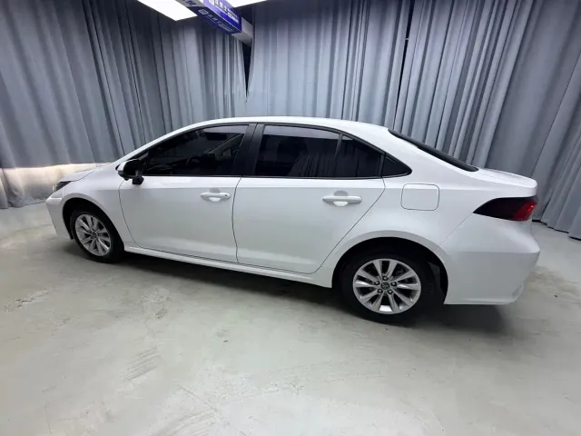Toyota Corolla — Фото автомобиля 7