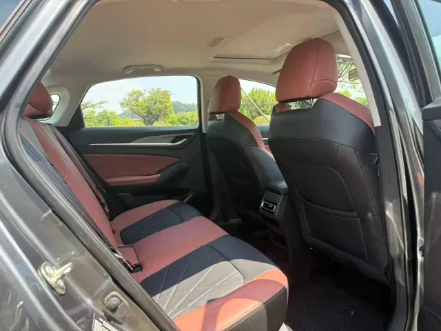 Changan Eado — Фото автомобиля 11