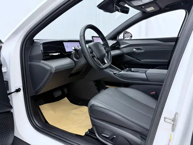 BYD Qin L — Фото автомобиля 4
