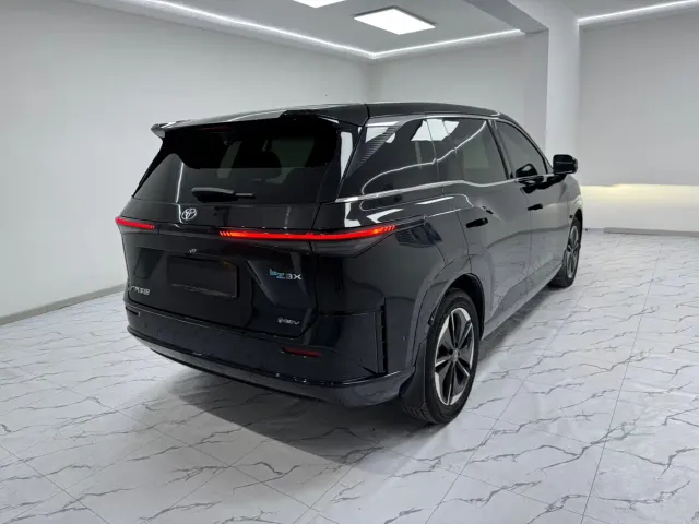 Toyota BoZhi 3X — Фото автомобиля 5