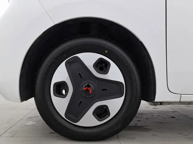 Wuling Zhiguang NEV — Фото автомобиля 17