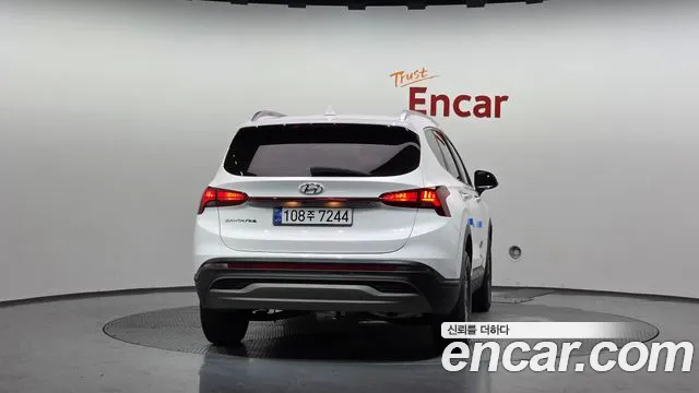 Hyundai Santafe — Фото автомобиля 4