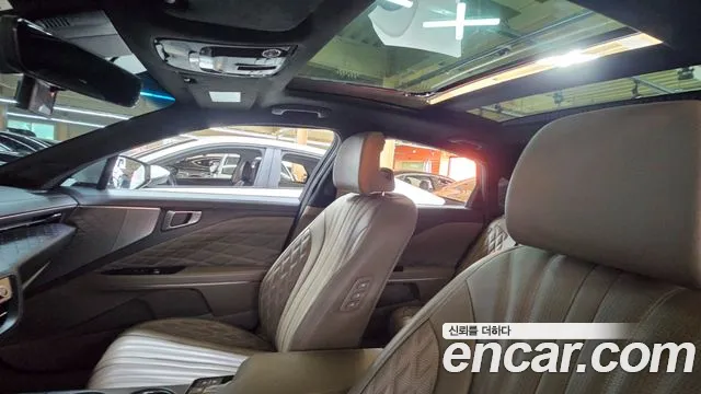 Kia K8 K8 Hybrid — Фото автомобиля 15