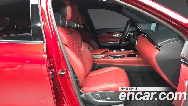Genesis GV70 2.2 Дизель AWD — Фото автомобиля 8