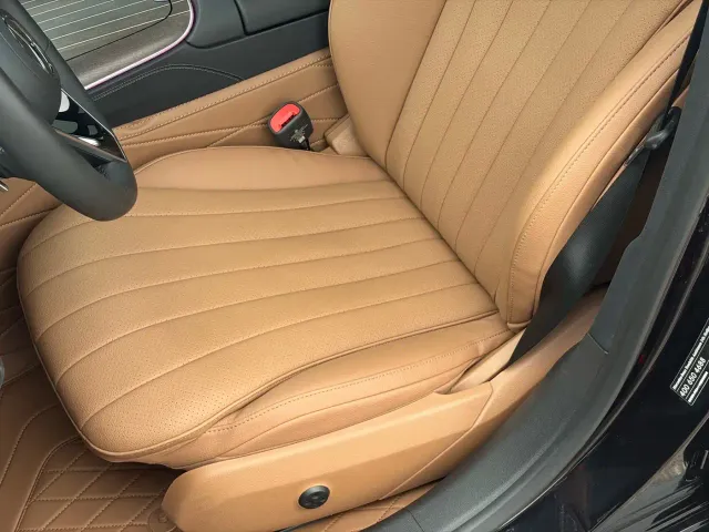 Mercedes-Benz E-Class — Фото автомобиля 8