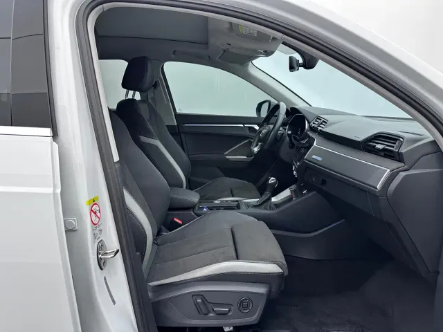 Audi Q3 — Фото автомобиля 12