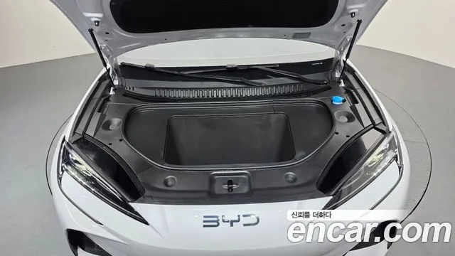 BYD Sealion 7 — Фото автомобиля 6