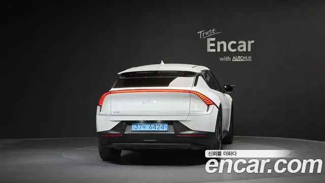 Kia EV6 — Фото автомобиля 4
