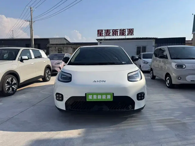 GAC Aion UT — Фото автомобиля 2