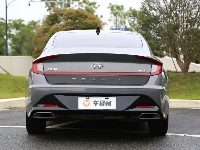 Hyundai Sonata — Фото автомобиля 20