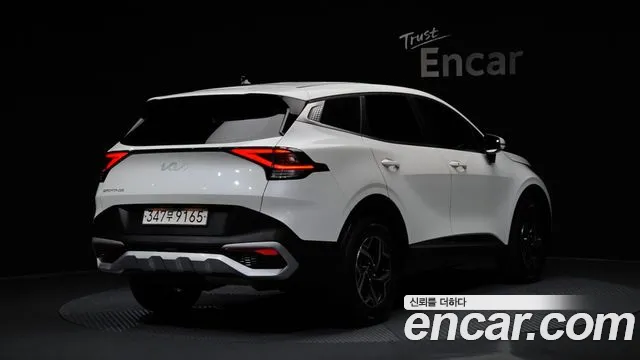 Kia Sportage Sportage 5-е поколение Дизель 2.0 2WD — Фото автомобиля 2