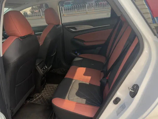 Changan Eado — Фото автомобиля 7