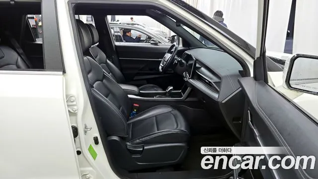 KG_Mobility_Ssangyong Torres Torres Бензин 1.5 4WD — Фото автомобиля 11