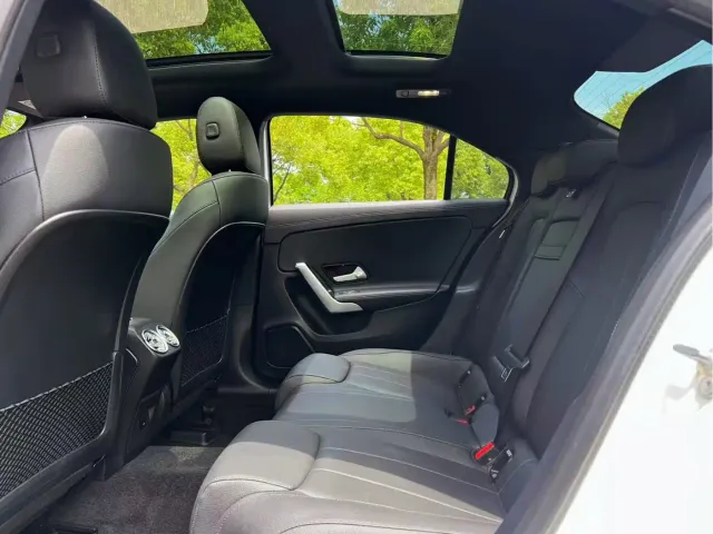 Mercedes-Benz A-Class — Фото автомобиля 12