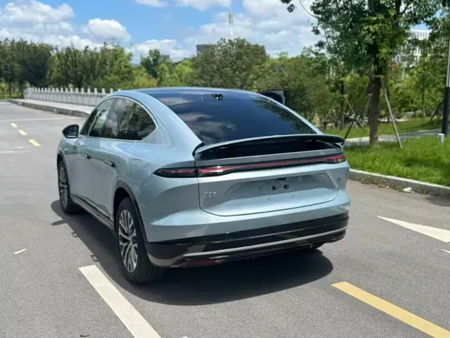 Nio EC6 — Фото автомобиля 9